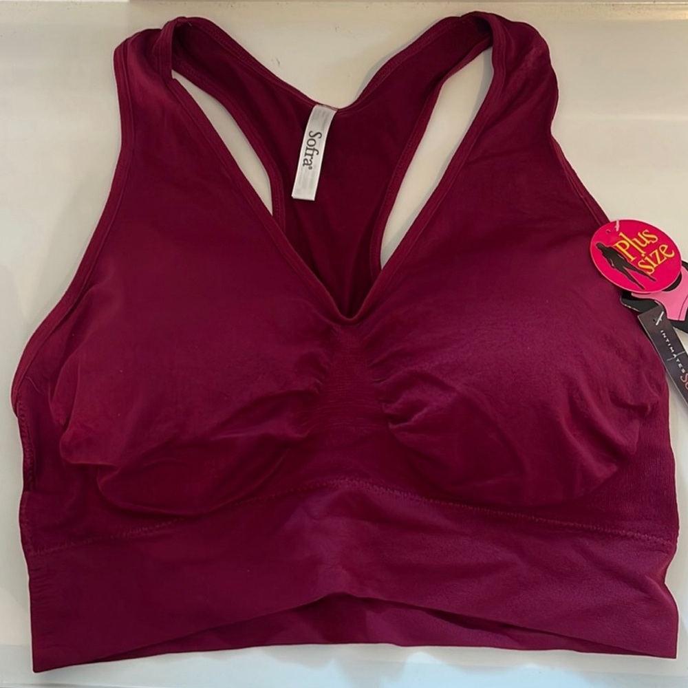 One Size Plus Size Racerback Bra - Picture 2 of 3